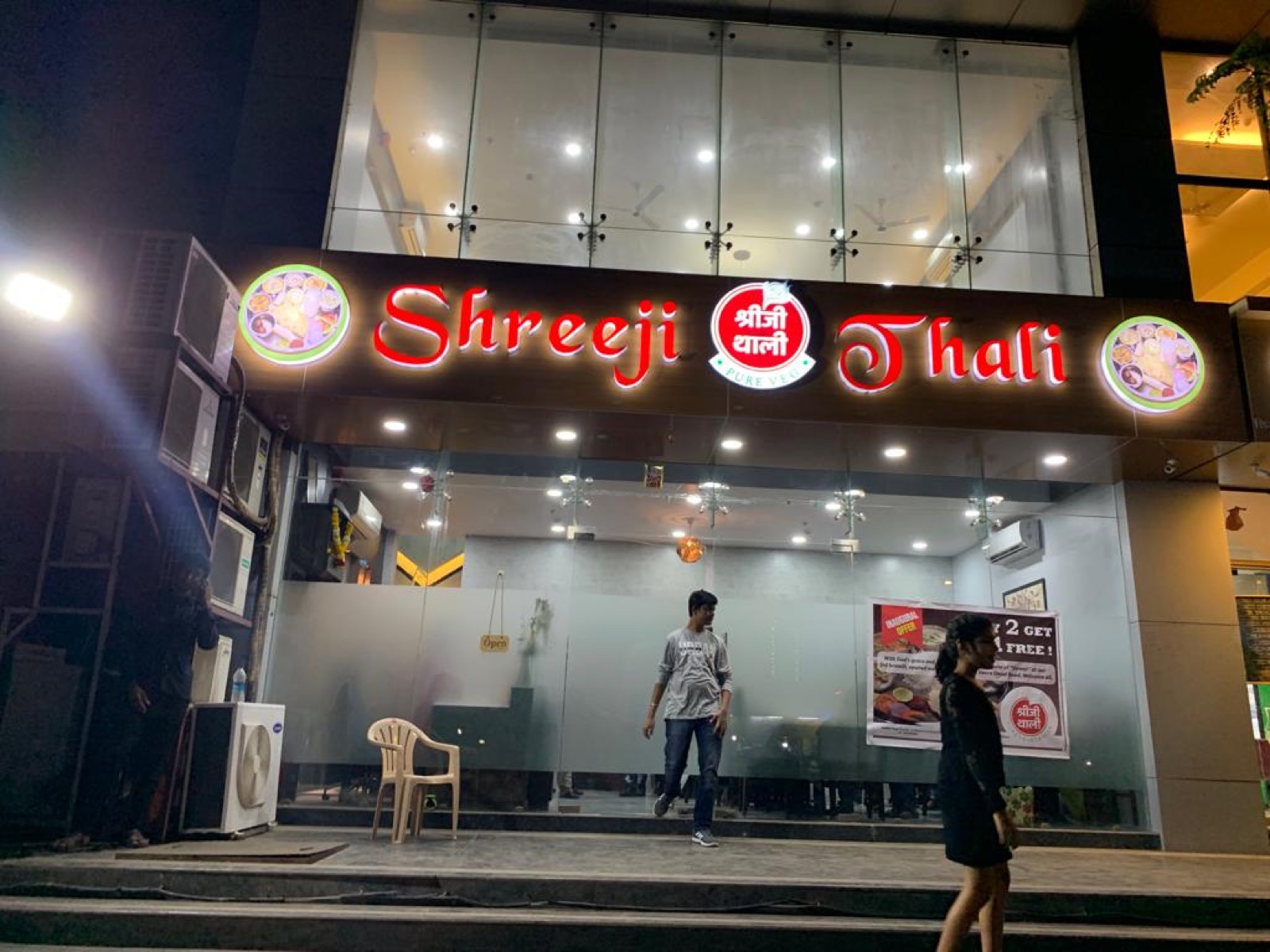 The restaurants, Mumbai